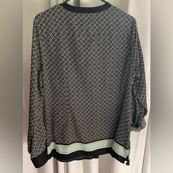 Dana Buchman Black w/Mint & Peach PatternedTunic Button Down Blouse; Size 12 - Picture 2 of 9